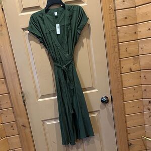 Old Navy Forest Green Midi Dress